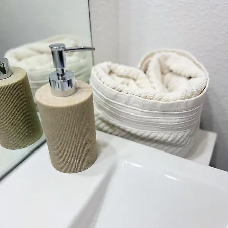 Les Nuits D'embalens Tatil Evi Castelnau-dʼEstrétefonds