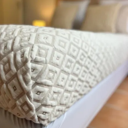 Les Nuits D'embalens Tatil Evi Castelnau-dʼEstrétefonds