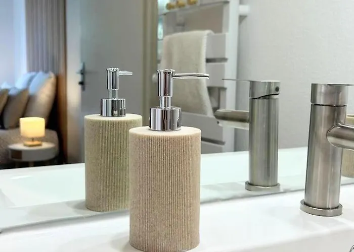 Les Nuits D'embalens 別荘