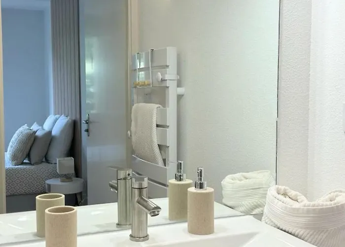 Les Nuits D'embalens 別荘 *