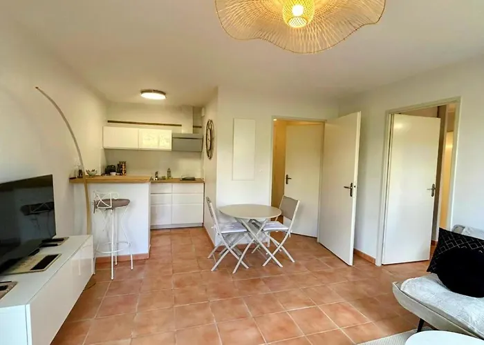 Les Nuits D'embalens 別荘 Castelnau-dʼEstrétefonds