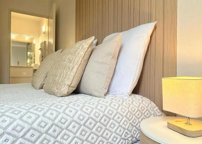 別荘 Les Nuits D'embalens Castelnau-dʼEstrétefonds